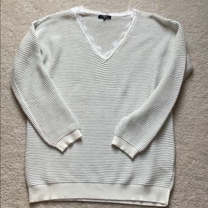 Elegant White V-Neck Sweater